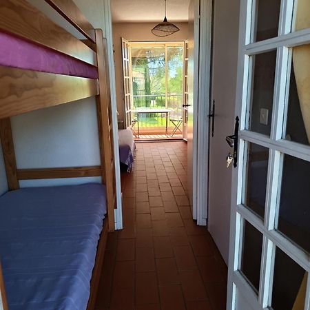 Agreable Studio Cabine Proche Mer La Londe-les-Maures Exterior foto