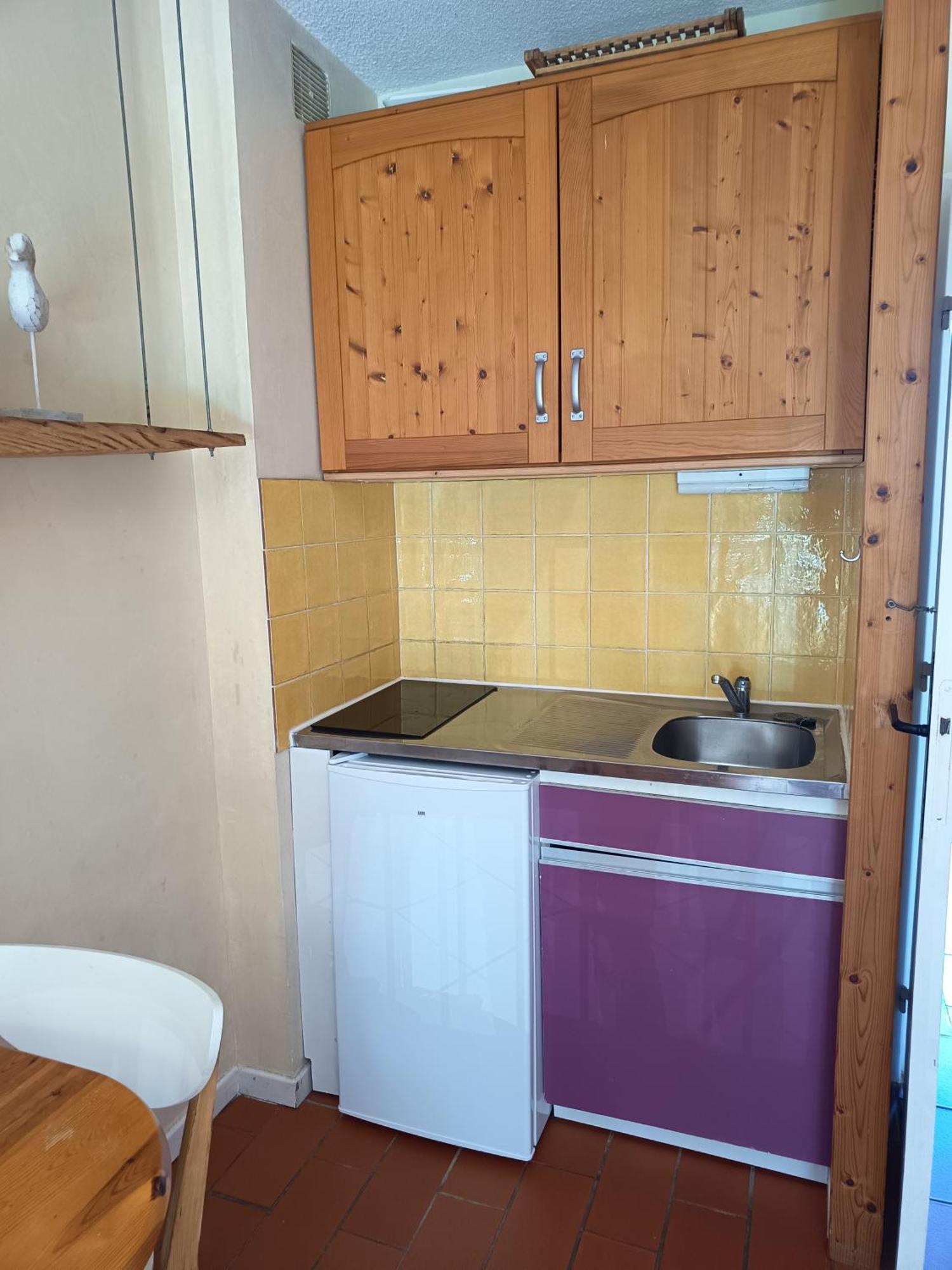 Agreable Studio Cabine Proche Mer La Londe-les-Maures Exterior foto